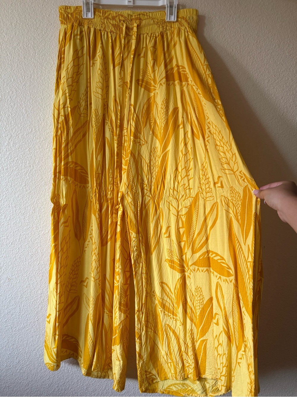 MISSING POLYNESIA PANTS